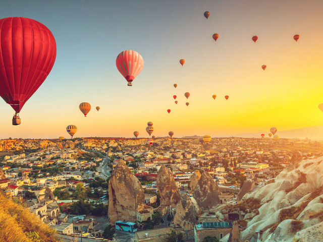 KAPADOKYA VE ÜRGÜP TURU