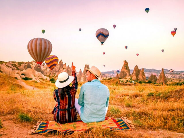 KAPADOKYA VE ÜRGÜP TURU
