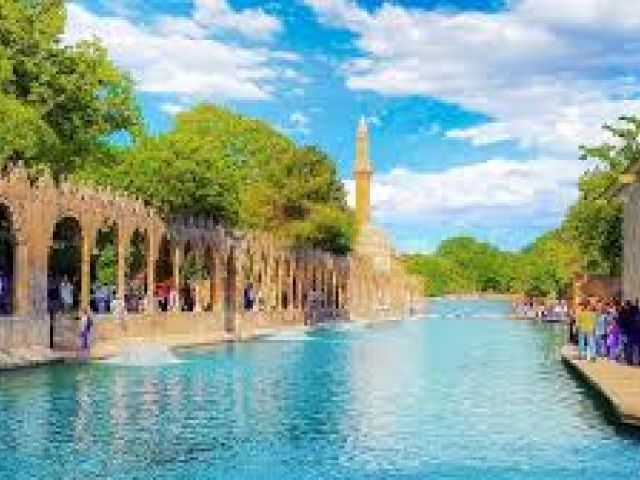 GAP VE DİYARBAKIR TURU